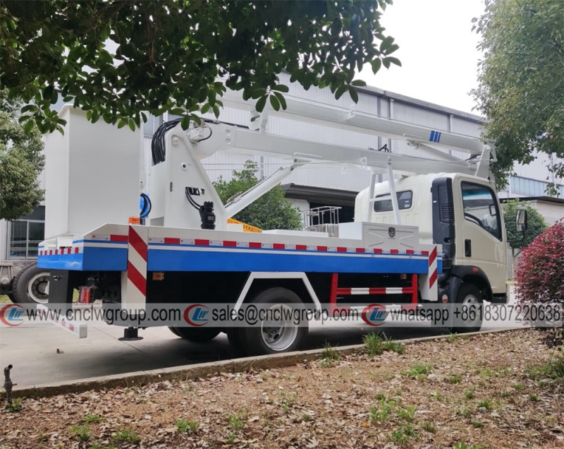HOWO Single Cab 16m Folding Aerial Truck