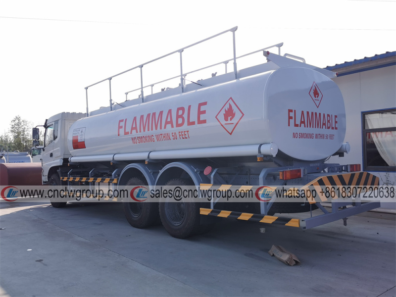 Dongfeng 20000 liter Fuel Tanker Truck