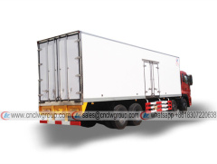 Dongfeng 8x4 32feet Refrigerator Freezer Van Truck