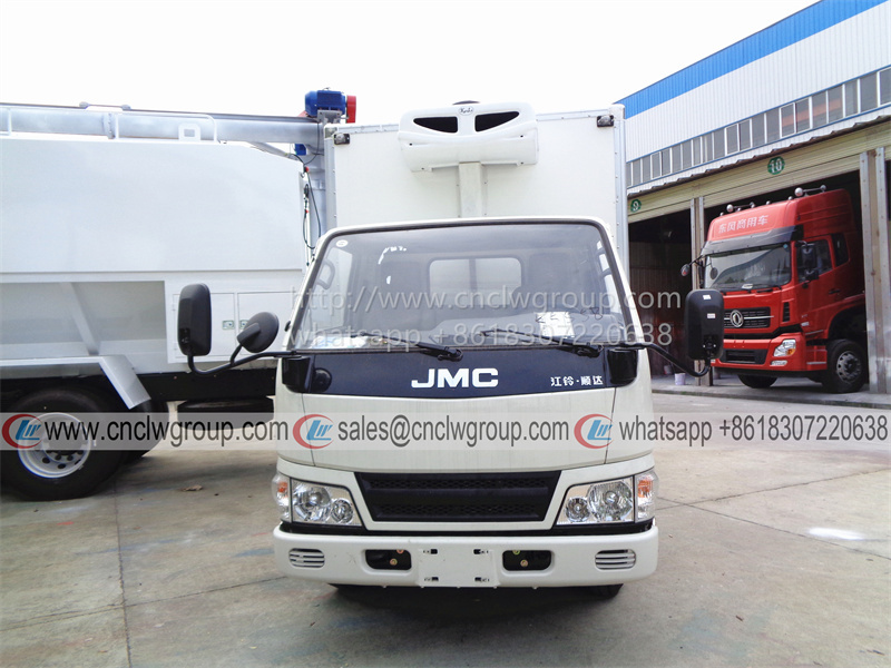 JMC 3 tons chiller freezer van reefer trucks for sale