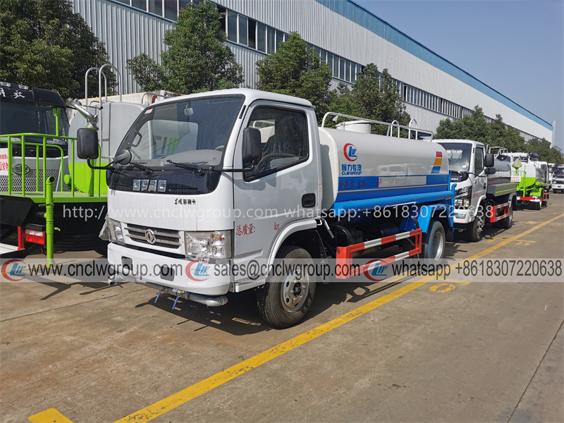 Dongfeng 5000 liter Water Sprinkler Water Tank Bowser Lorry Truck