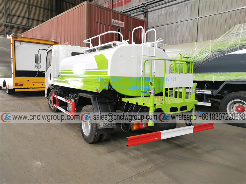 HOWO 5m3 Small Water Sprinkler Tank Water Bowser Truck for sale