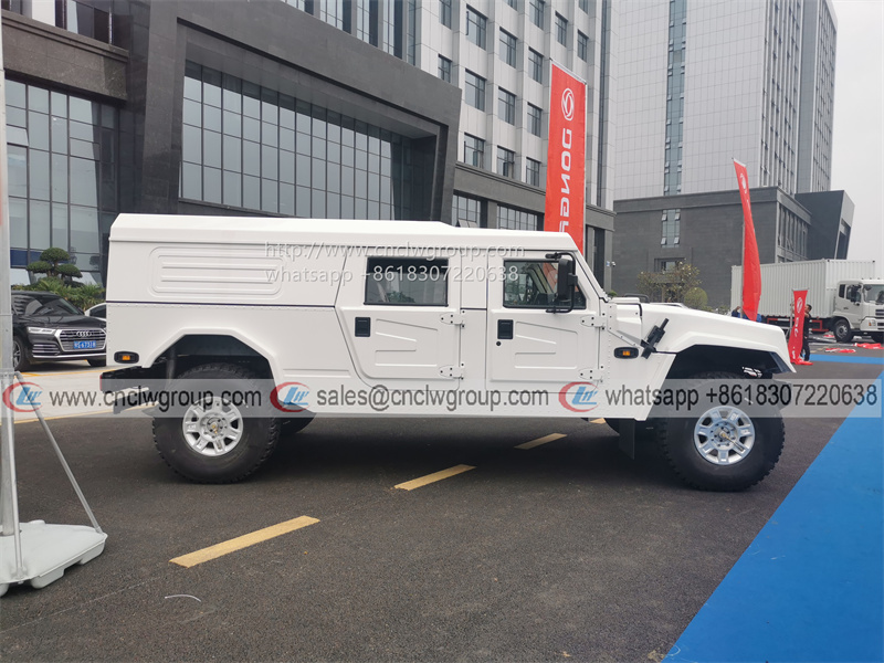 Dongfeng Mengshi M50 4x4 offroad motor auto mengshi 2050 4x4 military van troop car