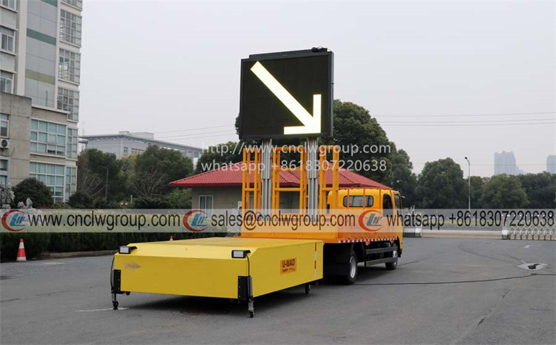 ISUZU 4x2 truck mounted highway anti collision attenuator 100kph car anti crash buffer truck