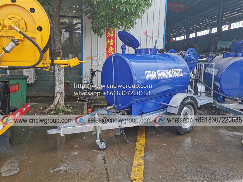 1500 2000 liter mini trailer type water bowser tanker trailer for sale