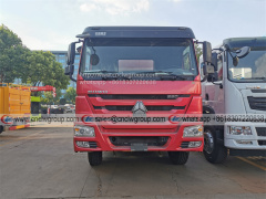 Sinotruk HOWO 12000 liter vacuum septic sewage suction tanker truck for sale