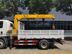 HOWO 4x2 boom truck mounted 3.2 ton crane telescopic hydraulic boom crane truck for sale