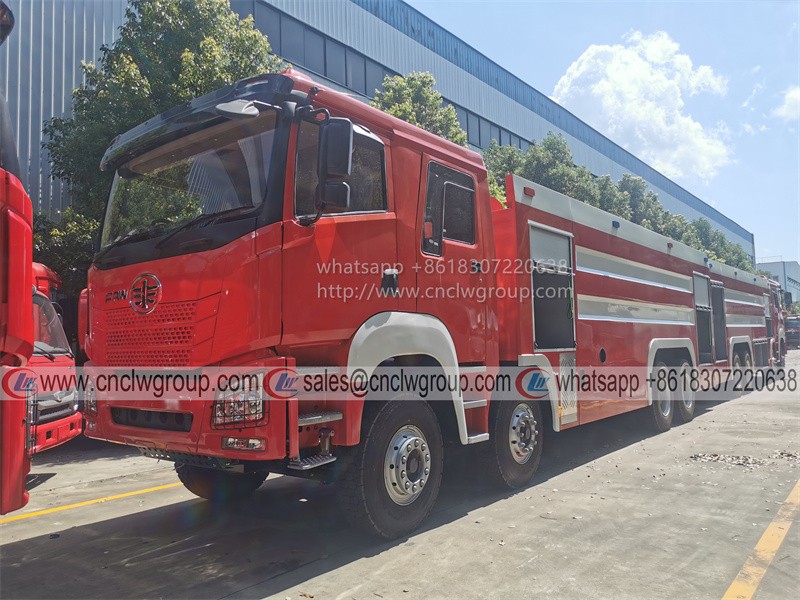 FAW Jiefang 8x4 Heavy Duty Fire Engine 22000 liter Water Tanker Pumper Fire Fighting Truck for Sale