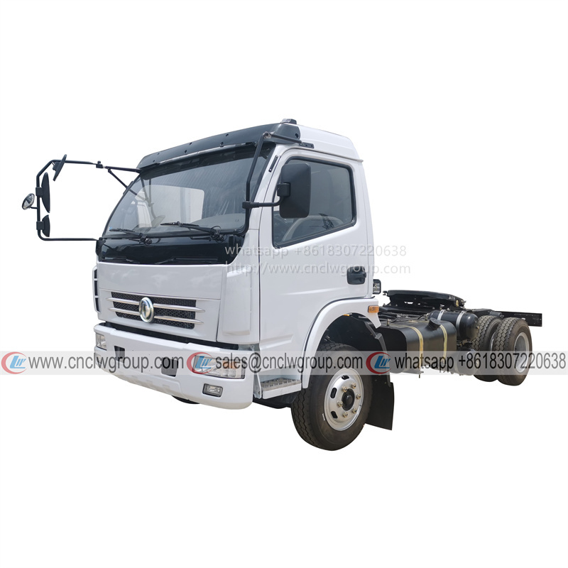 Exporting tractor head dongfeng 4x2 light duty tractor head On-site transfer mini tracting horse truck