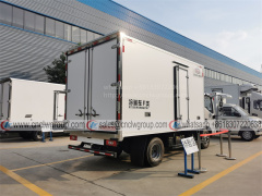 Foton Aumark 5 ton refrigerated truck 14ft ice cream ice cubes freezing box truck