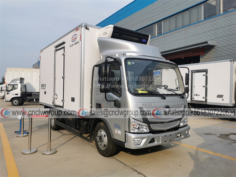 Foton Aumark 5 ton refrigerated truck 14ft ice cream ice cubes freezing box truck