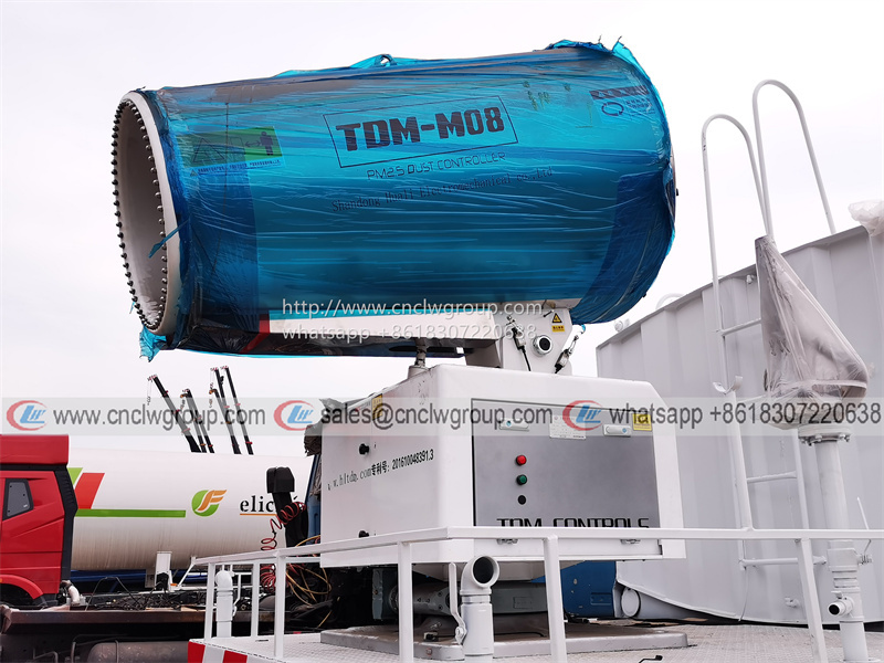 Dongfeng KR 100 meter fog cannon truck mounted mist water sprayer disinfection truck for sale