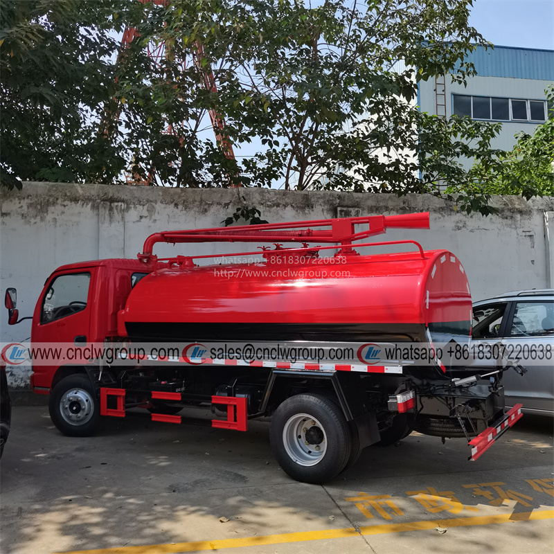 Dongfeng Low price 5000 liter fecal sucker septic manure removal truck