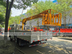 HOWO Double Cabin 3.2 ton Boom Truck with Man Basket 6 Wheeler 4x2 Telescopic Extension Truck mounted Crane and Working Bucket