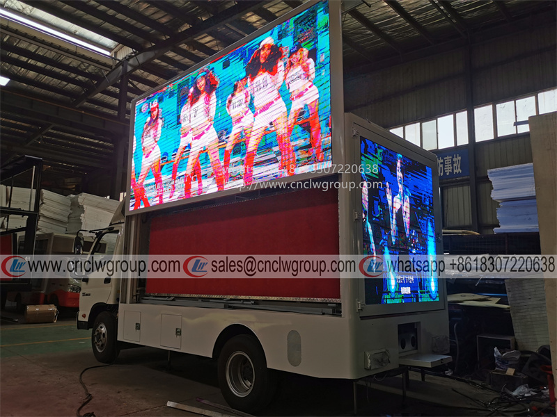 Foton Aumark T33 Outdoor P6 Full Color LED advertising truck Three Sides P6 P5 P4 led colorful screen lifting promotion truck for sale