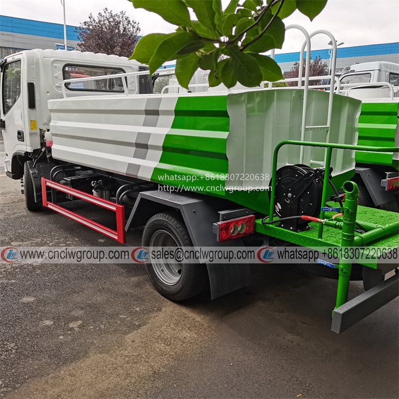 Foton Aumark Euro5 4000 liter Square Shape Water Tank Sprinkler Water Cart Bowser Spraying Truck