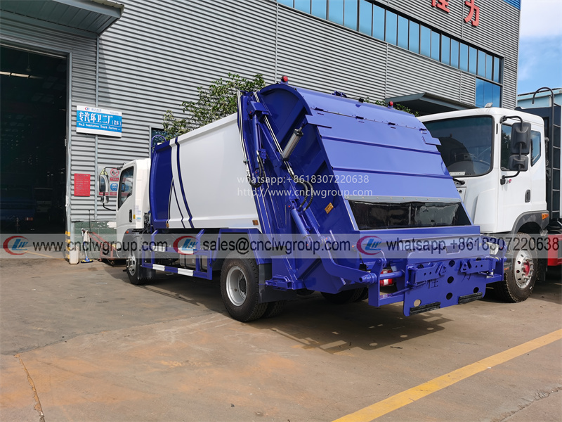 HOWO 8m3 trash compactor rear loader garbage compactor truck good price for sale