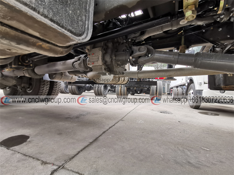 Sinotruk HOWO 6x6 Double Cabin Boom Truck mounted XCMG 8 ton Crane dropside lorry for sale
