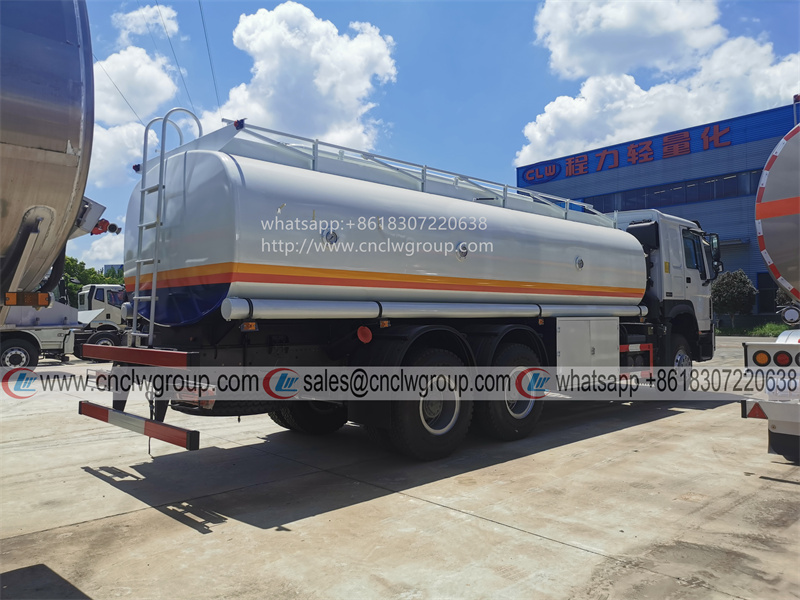 HOWO 6x4 10 wheeler 20000 liter diesel tanker fuel bowser transporter truck