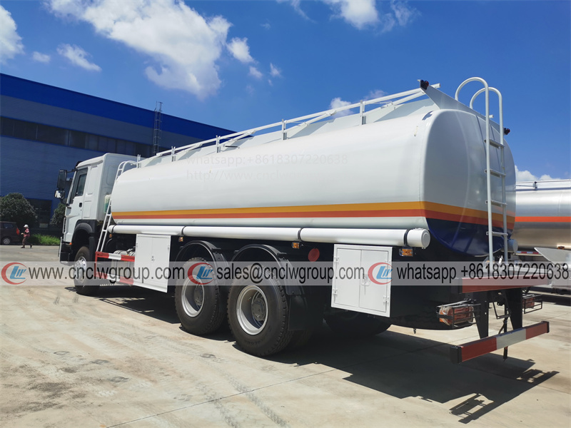 HOWO 6x4 10 wheeler 20000 liter diesel tanker fuel bowser transporter truck