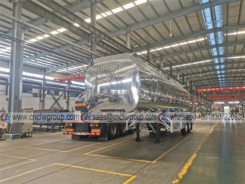 SASO verified 2 axle 40000 liter mirror surface aluminum alloy fuel tanker oil tank semi trailer for exported to Saudi Arabia