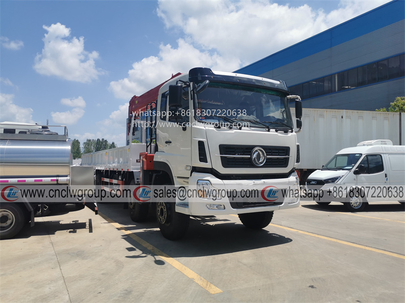 Dongfeng 8x4 12 wheeler boom truck mounted 14 ton hydraulic crane
