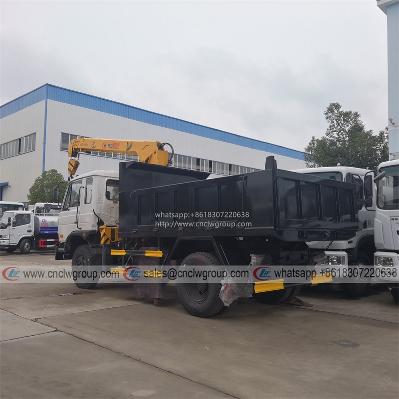 Dongfeng 145 6 wheeler dump truck mounted with boom crane 5 ton crane dump truck