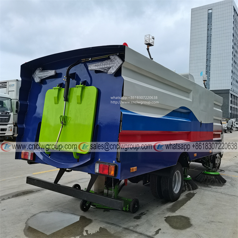 ISUZU NKR/600P 5m3 small street cleaning road sweeper truck