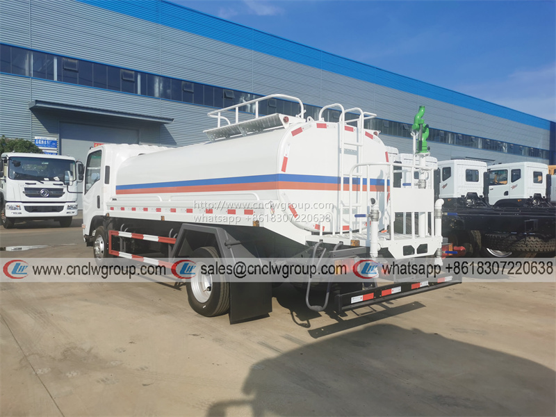 New ISUZU NPR/700P 8m3 water sprinkling drinking water delivery water spray truck