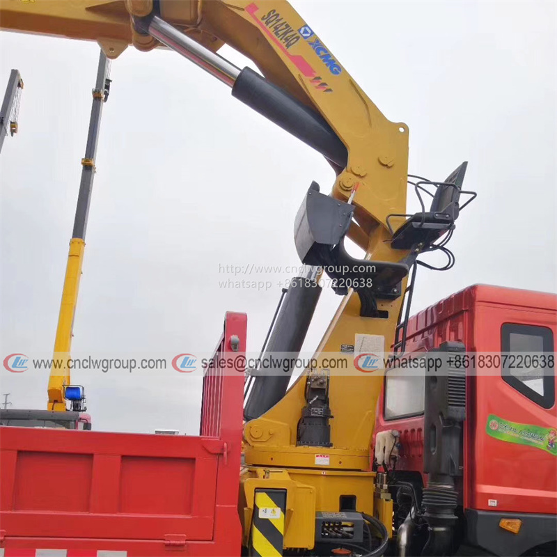 Dongfeng 6x4 10 wheeler 10 ton folding arm boom truck mounted articulated crane