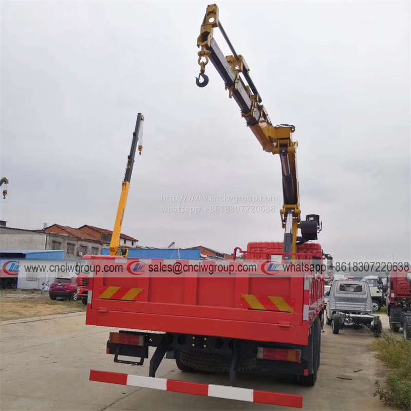 Dongfeng 6x4 10 wheeler 10 ton folding arm boom truck mounted articulated crane