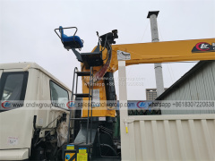 Foton Auman 4x2 8 ton boom truck with straight arm hydraulic lifting crane