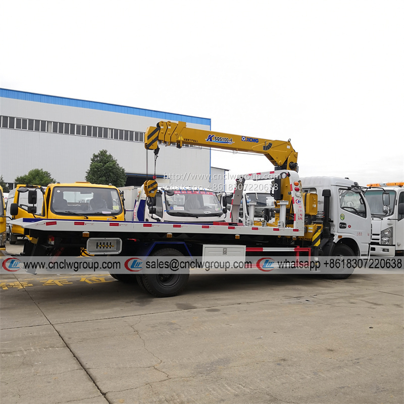 Dongfeng 4t 5 ton car rescue wrecker truck with XCMG 4 ton crane flatbed tow truck