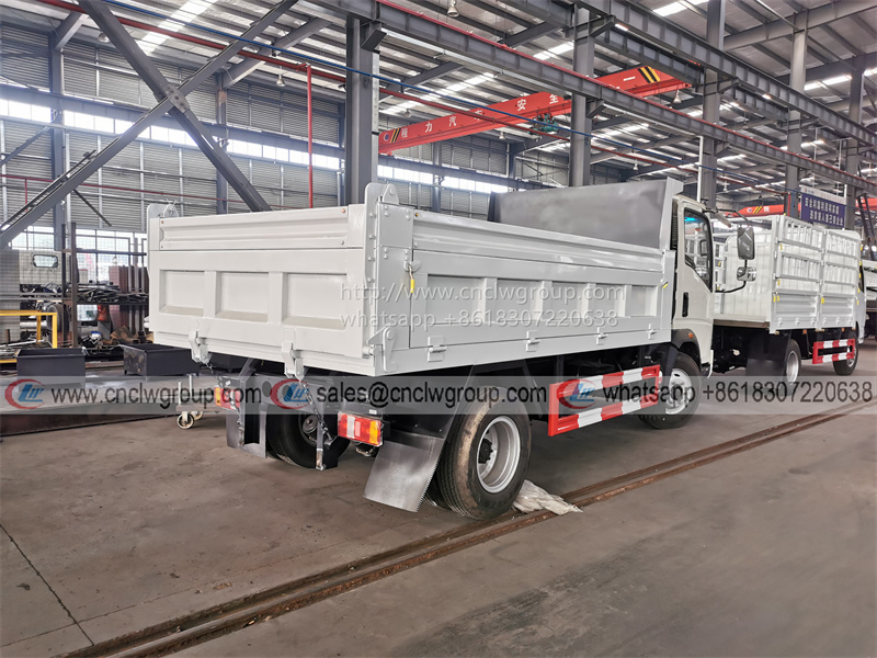 HOWO Euro4 5 ton mini dumper side dump truck for sale
