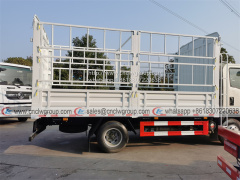 Sinotruk HOWO 5 ton/4.2m stake high fence dry cargo truck