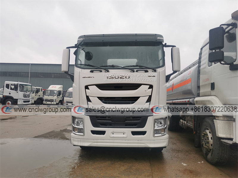 ISUZU GIGA VC61 10 wheeler 15000l vacuum sewer cleaner sewage suction tank truck