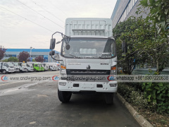 Brand new 4x2 6 wheel Sinotruck Howo Fence Lattice Grille Stake Body Cargo Truck