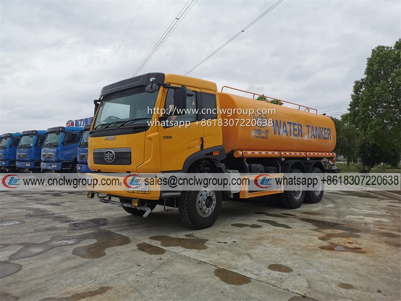 FAW RHD 10 wheel 20000 liter big water truck mounted water tank truck good price