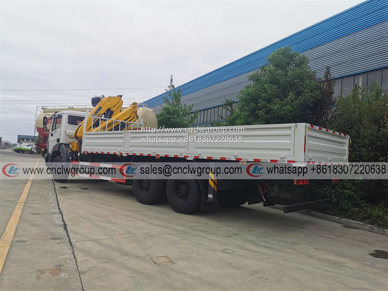 BEIBEN 6x4 RHD truck mounted XCMG 10 ton knuckle crane