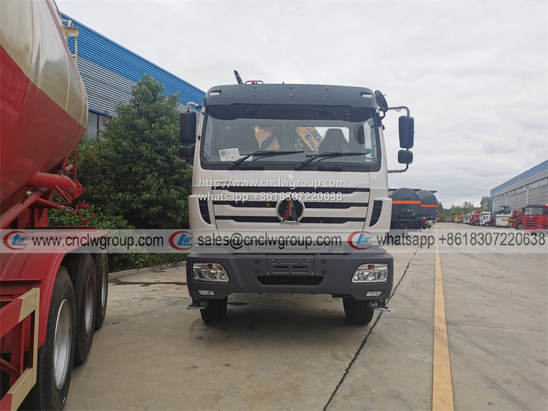 BEIBEN 6x4 RHD truck mounted XCMG 10 ton knuckle crane