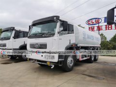 FAW RHD 10 wheel 5000 gallon water delivery tanker sprinkler truck for pool