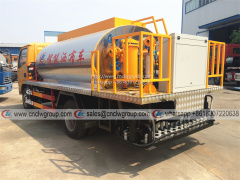 Dongfeng 4x4 4000 liter intelligence type asphalt spreading bitumen distribution tank truck