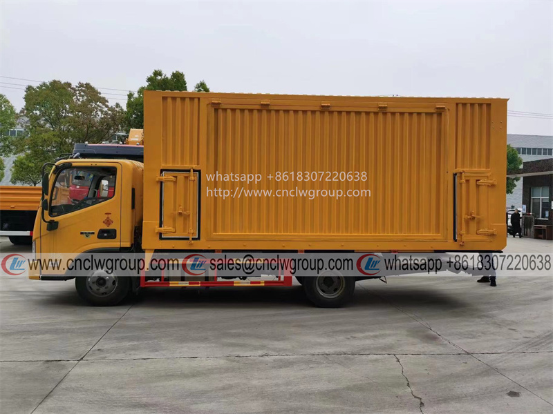 Foton 4 ton box type wrecker tow truck closed van body towing truck