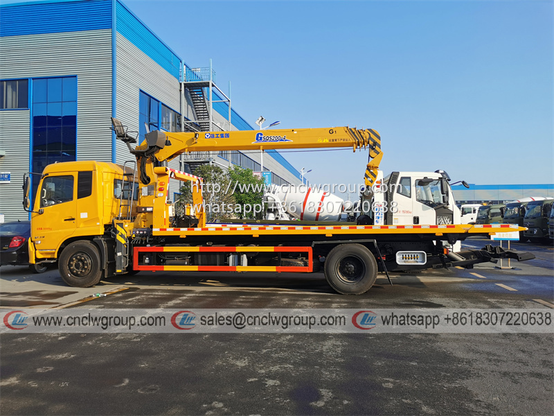 Dongfeng KR 8 ton wrecker tow truck with XCMG crane 8 tons