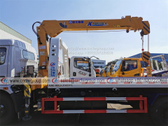 Dongfeng 4 ton crane wrecker tow car rescue recovery truck mounted XCMG 4 ton crane