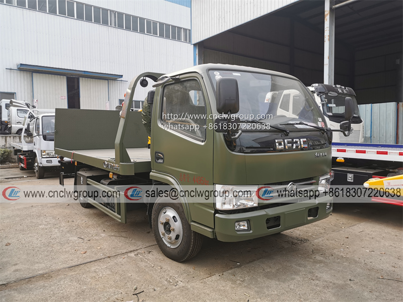 Dongfeng 3 ton small flatbed tow truck wrecker price for sale