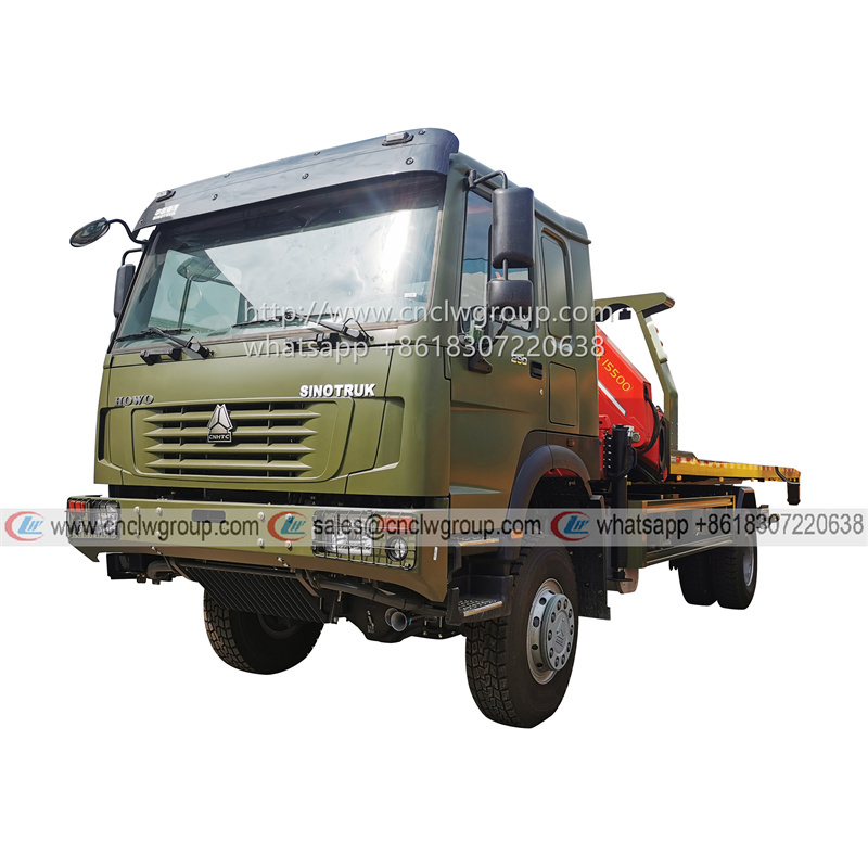 Sinotruk HOWO 4x4 crane wrecker tow truck mounted SANY Palfinger 6.2 ton knuckle crane for sale