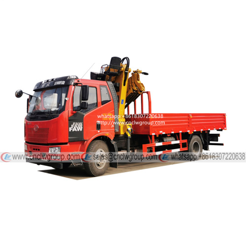 FAW 6 wheel truck mounted xcmg 8 ton knuckle crane