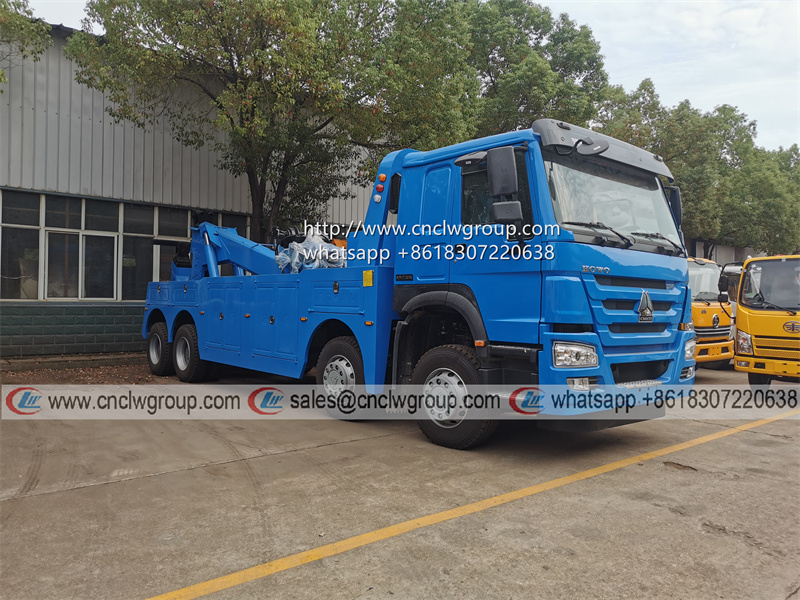 Sinotruk HOWO 8x4 30 ton heavy duty wrecker tow truck towing lifting combination wrecker