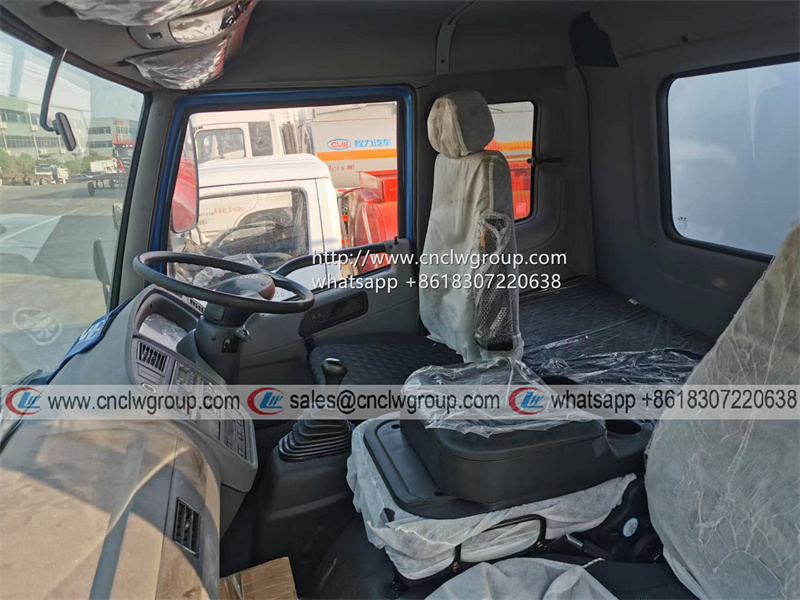 FAW J5 RHD 10000 liter fuel tank diesel refueling tanker trucks for sale